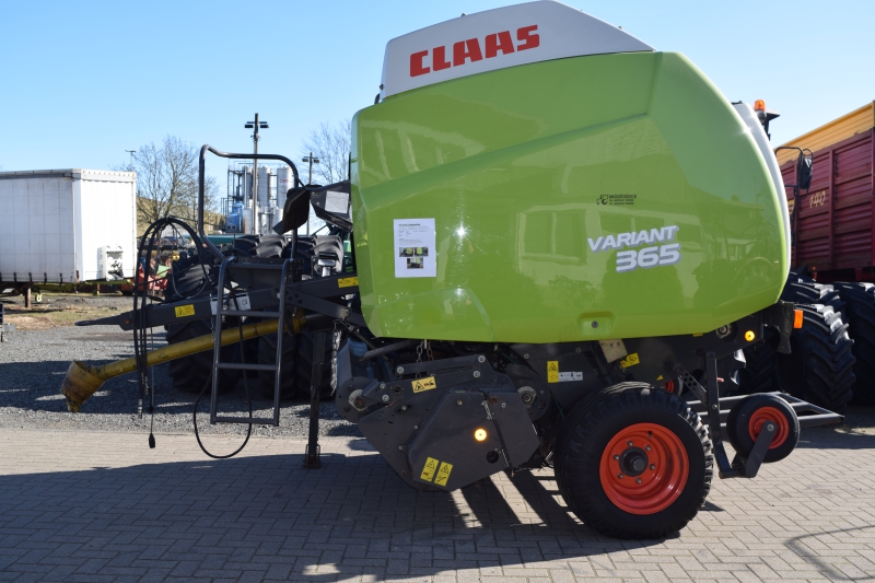 Brandt-Traktoren.de Claas Variant 365 Roto Cut