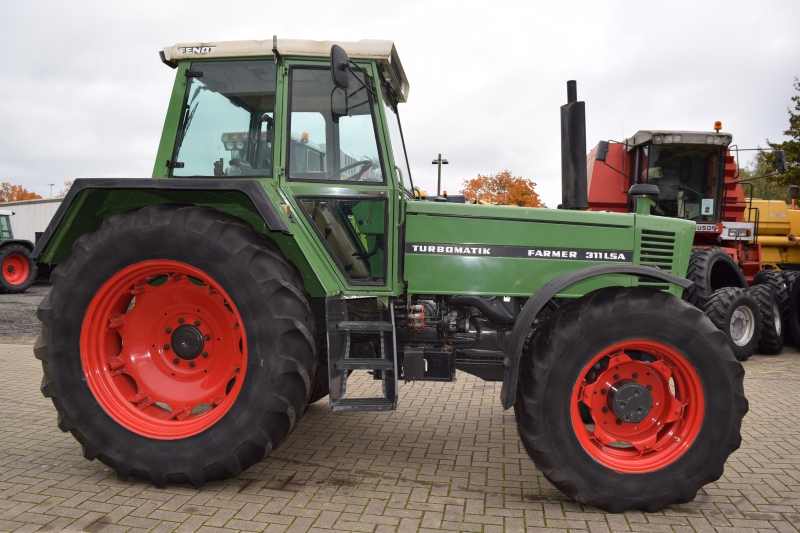 Brandt-Traktoren.de Fendt 311 LSA